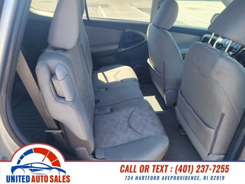 Used 2012 Toyota RAV4 4WD w/ Value Pkg image 12