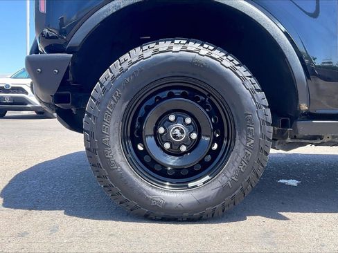 Used 2022 Ford Bronco Black Diamond AWD/4WD image 4