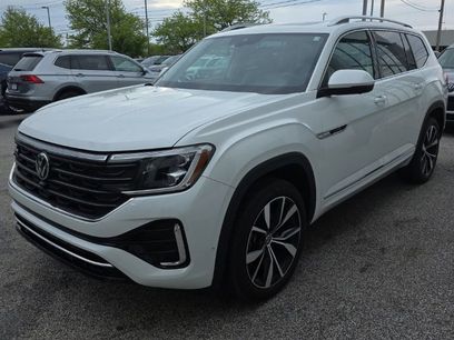 Used 2024 Volkswagen Atlas SEL Premium R-Line