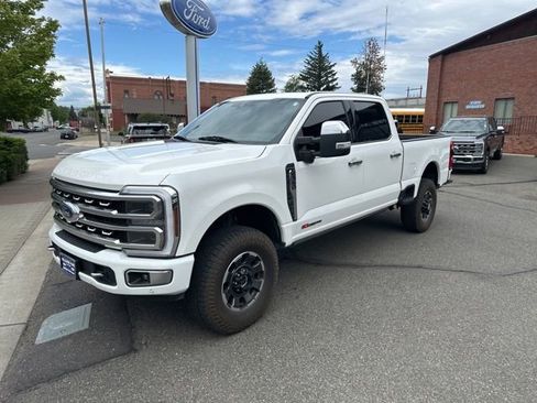 Used 2024 Ford F350 Platinum w/ Tremor Off-Road Package AWD/4WD image 7