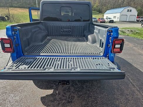 Used 2021 Jeep Gladiator Mojave w/ LED Lighting Group AWD/4WD image 21