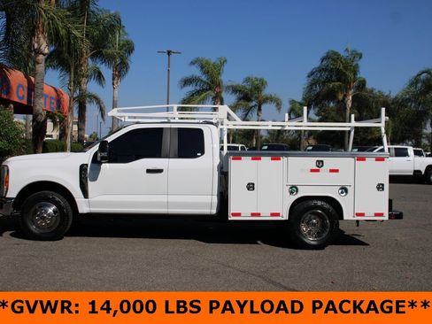 Used 2023 Ford F350 XL w/ XL Chrome Package image 5