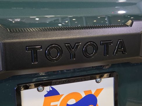 New 2026 Toyota 4Runner TRD Off-Road Premium AWD/4WD image 11