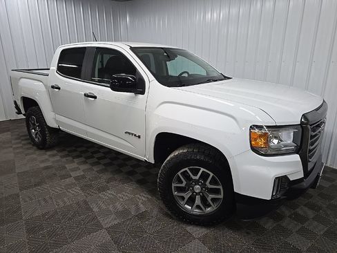 Used 2022 GMC Canyon AT4 w/ Trailering Package AWD/4WD image 7