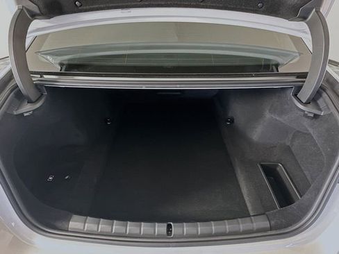 Used 2026 BMW 740i xDrive w/ Executive Package image 27