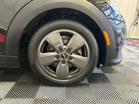 Used 2022 MINI Cooper 4-Door Hardtop FWD image 23
