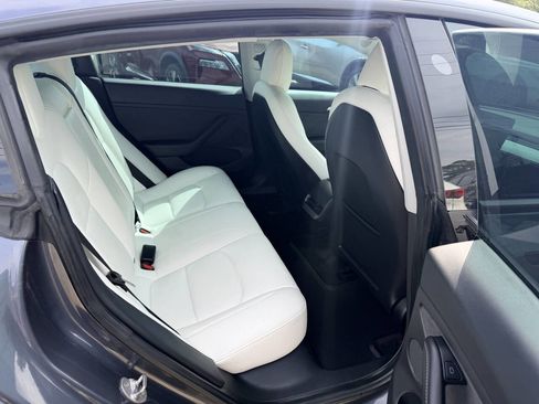 Used 2021 Tesla Model 3 Standard Range Plus RWD image 24