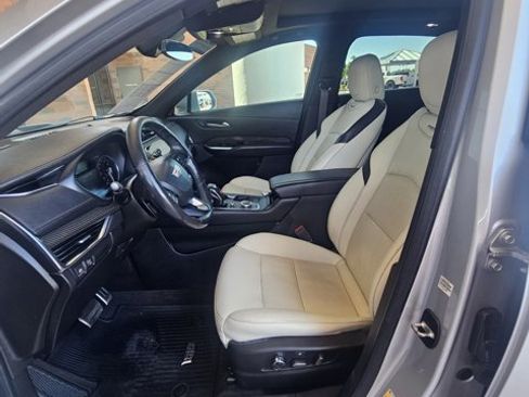 Used 2019 Cadillac XT4 Sport image 12