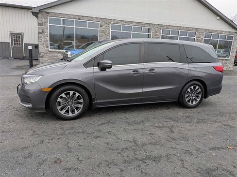 Used 2023 Honda Odyssey EX-L image 3