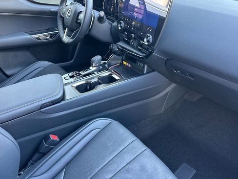 New 2026 Lexus NX 450h+ F Sport image 27