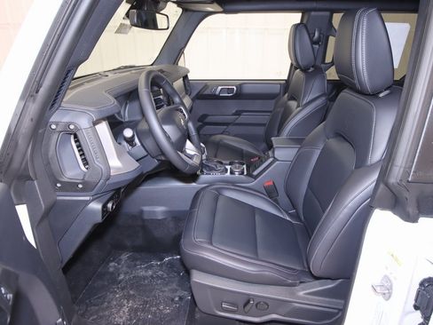 New 2025 Ford Bronco Outer Banks image 10