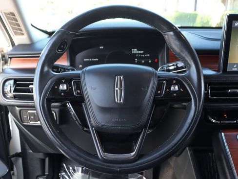 Used 2021 Lincoln Aviator Reserve w/ Equipment Group 201A RWD image 22