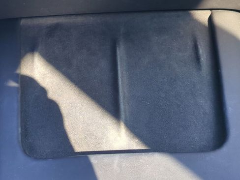 Used 2022 Tesla Model Y Performance image 25