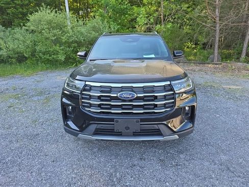 Used 2025 Ford Explorer Platinum w/ LUX Leather Package AWD/4WD image 9