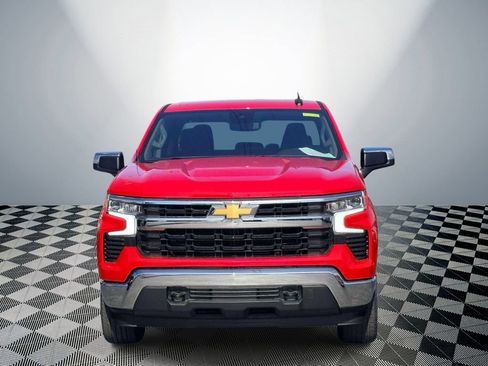 Used 2024 Chevrolet Silverado 1500 LT AWD/4WD image 2