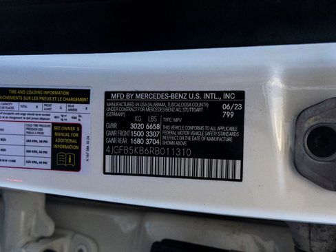 Used 2024 Mercedes-Benz GLE 450 4MATIC image 31