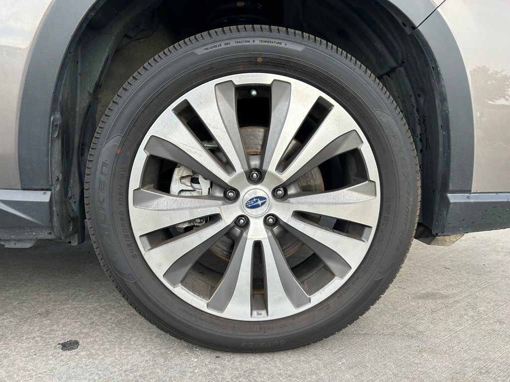 Used 2021 Subaru Ascent Premium w/ Sport Package AWD/4WD image 33