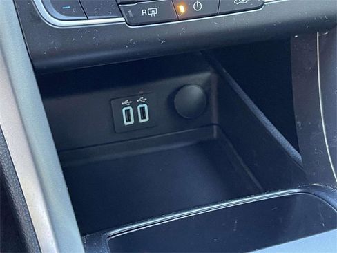 Certified 2020 Ford Fusion SE image 14