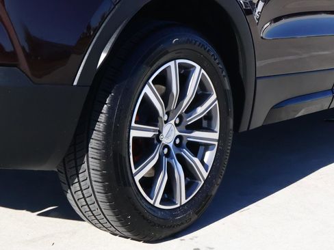 Used 2021 Cadillac XT4 Sport image 12