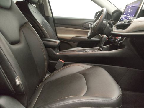 Used 2022 Jeep Compass Latitude FWD image 21