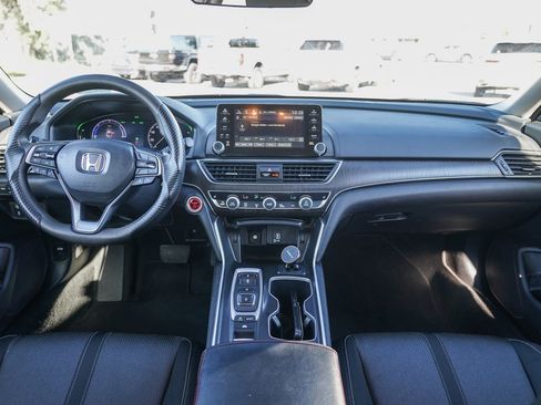 Used 2020 Honda Accord EX image 13
