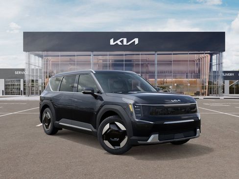 New 2026 Kia EV9 Wind AWD/4WD image 8