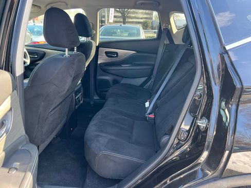 Used 2018 Nissan Murano S image 27