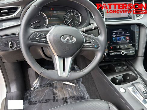Used 2023 INFINITI QX50 Sport FWD image 19