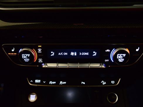 Certified 2023 Audi SQ5 Premium Plus w/ Premium Plus Package image 17