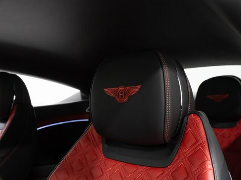 Used 2020 Bentley Continental GT V8 image 33