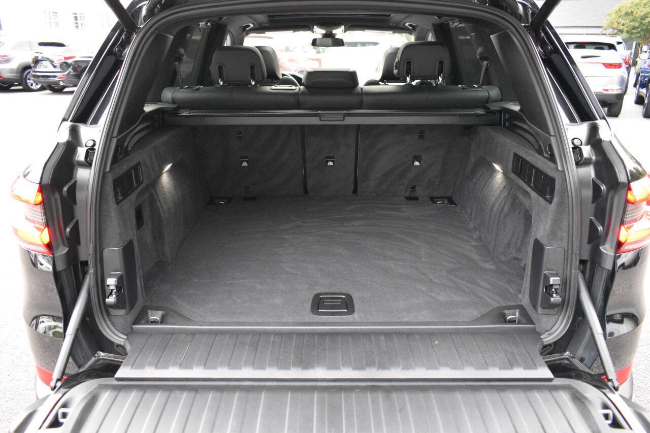 Used 2019 BMW X5 xDrive40i w/ Premium Package 2 AWD/4WD image 10