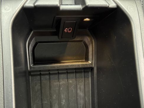 Used 2023 BMW X4 xDrive30i w/ Premium Package image 35