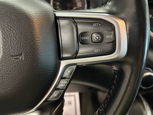 Used 2020 RAM 1500 Big Horn AWD/4WD image 10