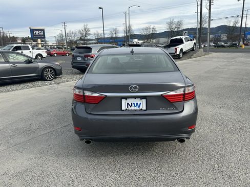 Used 2013 Lexus ES 350 w/ Luxury Pkg image 24