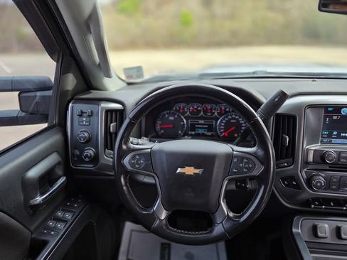 Used 2017 Chevrolet Silverado 2500 LT w/ LT Plus Package image 19