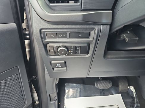 Used 2024 Ford F150 XLT w/ Equipment Group 302A MID image 26