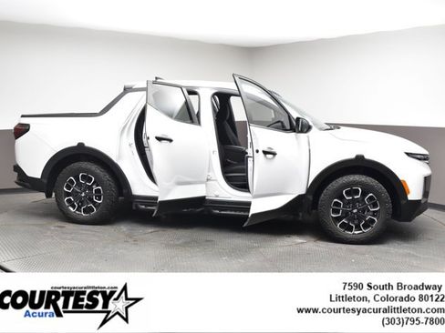 Used 2024 Hyundai Santa Cruz SEL AWD/4WD image 39