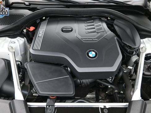 Certified 2023 BMW 530i w/ M Sport Package RWD image 18