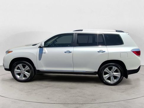 Used 2012 Toyota Highlander Limited w/ Tow Pkg AWD/4WD image 2