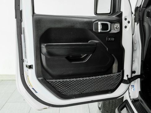 Used 2019 Jeep Wrangler Sport AWD/4WD image 33
