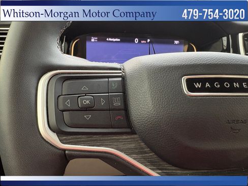 Used 2023 Jeep Wagoneer L Series II AWD/4WD image 17