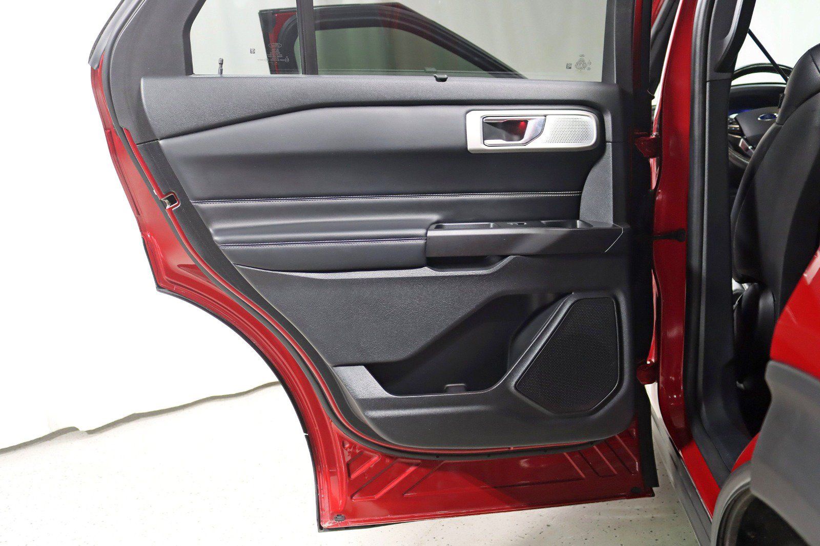 Used 2020 Ford Explorer ST w/ ST Street Pack AWD/4WD image 38