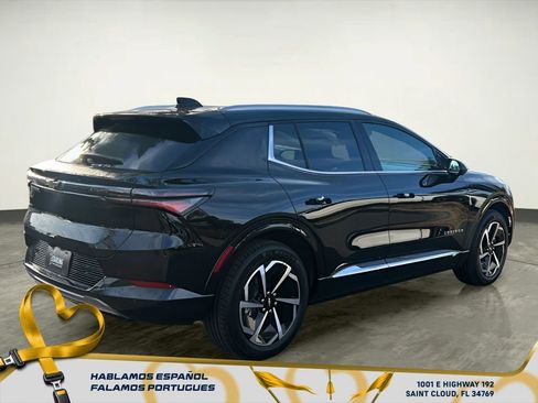 Certified 2025 Chevrolet Equinox EV LT image 6