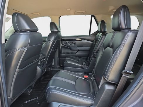 Certified 2024 Honda Pilot EX-L image 17