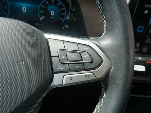 Used 2024 Volkswagen Atlas SE FWD image 9