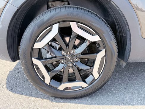 Used 2025 Kia Telluride S AWD/4WD image 39