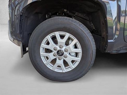 Certified 2026 Toyota Tacoma SR5 AWD/4WD image 20