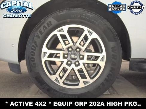 Used 2025 Ford Expedition Active RWD image 9