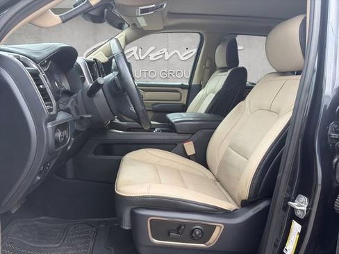 Used 2019 RAM 1500 Limited AWD/4WD image 19