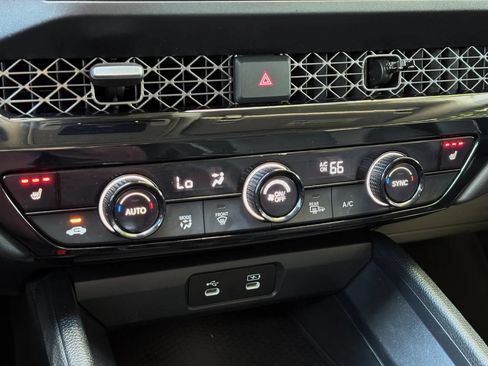 Used 2024 Honda Accord EX-L image 19